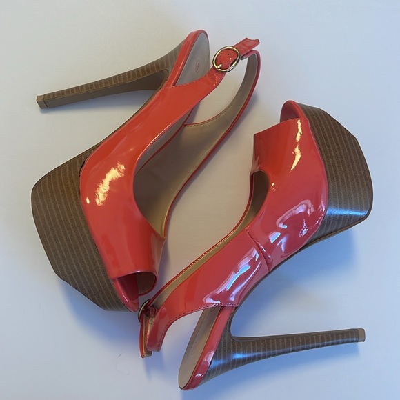 Deb Open Toe Shoe - Picture 2 of 7